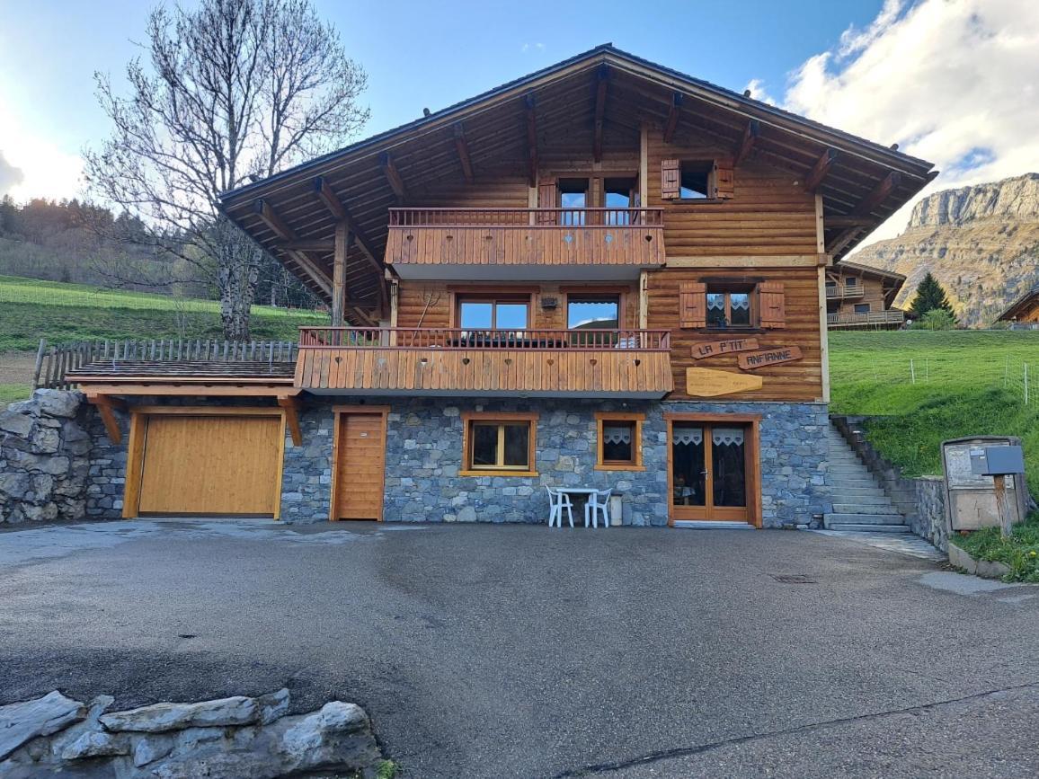 Appartement Cosy Face Aux Aravis Le Grand-Bornand Exterior photo